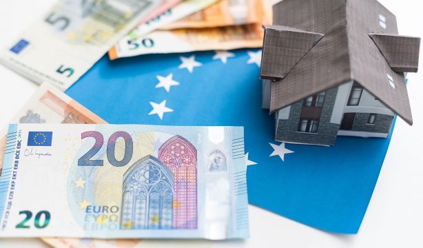 La banca está de rebajas: las entidades inician una guerra de hipotecas. Foto: bigstock