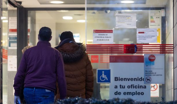 CEOMA ve contradictorio retrasar la jubilación mientras aumenta el paro entre los mayores de 50 años