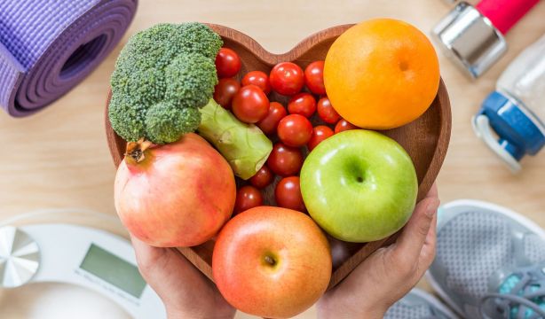 Descubren por qué la restricción calórica alarga la vida y retrasa el envejecimiento del cerebro
