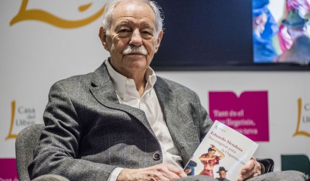 Eduardo Mendoza vuelve con la novela 'Tres enigmas para la Organización'