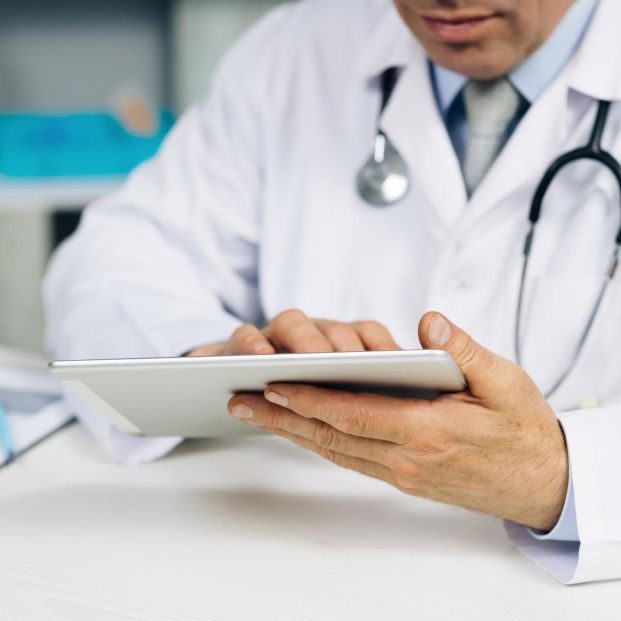 El 50% de los pacientes crónicos no se maneja bien con la tecnología del sector sanitario (EuropaPress) El 50% de los pacientes crónicos no se maneja bien con la tecnología del sector sanitario (EuropaPress)