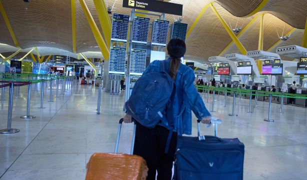 Sánchez anuncia la ampliación del aeropuerto de Madrid-Barajas con una inversión 2.400 millones