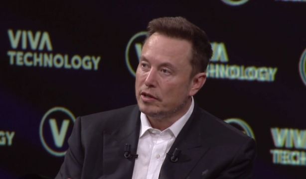 Elon Musk revela que ya ha implantado su primer chip cerebral en un humano. Foto: Europa Press