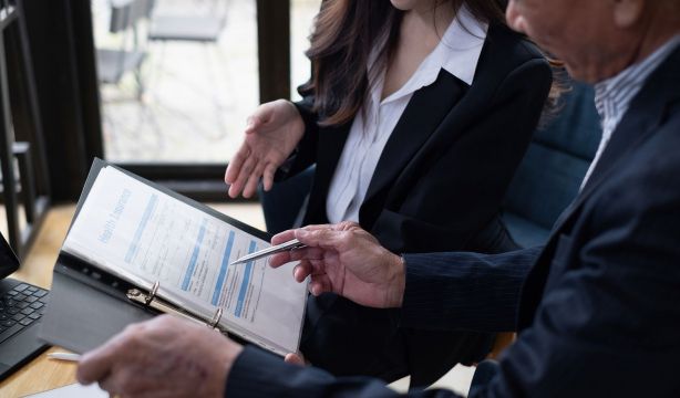 OCU denuncia "incertidumbre" y "discriminación" en los seguros privados de salud