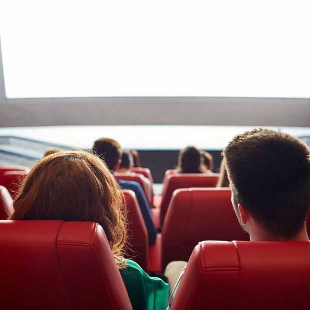 La asistencia al cine se reduce un 5 % debido al retraso en los estrenos internacionales(bigStock)