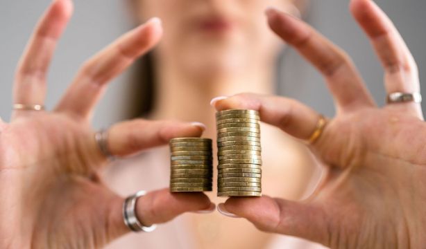 Las mujeres en España tendrían que ganar un 18,6% más para igualar su salario al de los hombres