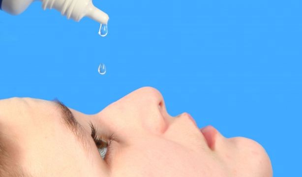 Una experta advierte: cuidado con la calefacción si sufres ojo seco (Bigstock)