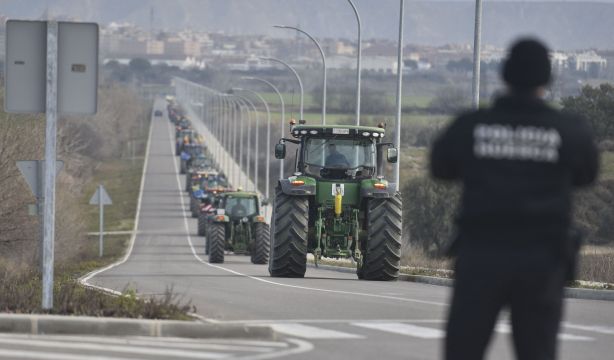 Los agricultores bloquearán España "si es necesario" para conseguir sus reivindicaciones