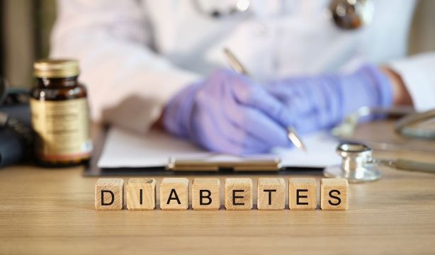 Detectan un biomarcador que identifica el envejecimiento vascular en pacientes con diabetes tipo 1