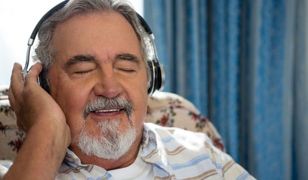 Esta es la canción que recomiendan los expertos para calmar la ansiedad (BigStock)