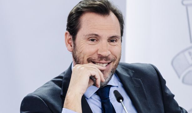 Mañueco se queja por carta ante Sánchez tras decir Puente que Castilla y León es "un geriátrico"