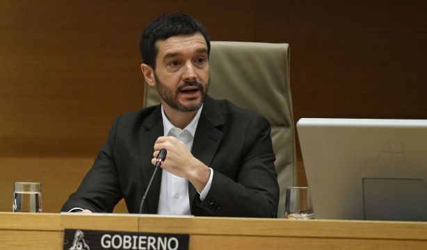 Pablo Bustinduy: "La política que debemos seguir no es la de construir muchas residencias"