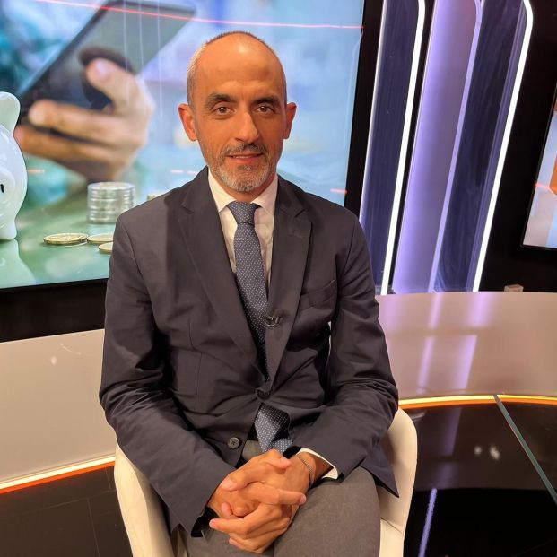 roberto rubio director general optima mayores 1 621x621 roberto rubio director general optima mayores 1 621x621