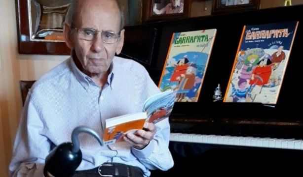 Correos emite un sello dedicado a Juan Muñoz, autor de 'El pirata Garrapata'