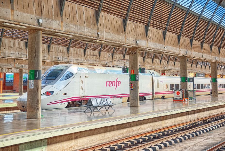 Renfe comercializa paquetes turísticos en las nueve ciudades destinos de sus AVE en Francia Renfe comercializa paquetes turísticos en las nueve ciudades destinos de sus AVE en Francia