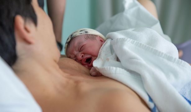 España registró solo 322.075 nacimientos en 2023, mínimo histórico