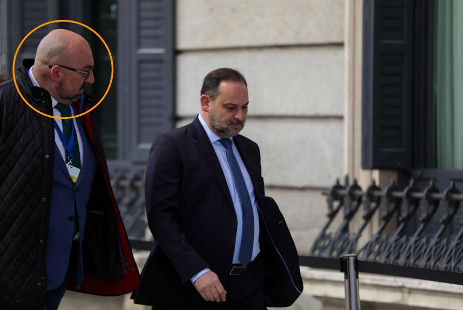 Detenido un asesor del exministro Ábalos por presunta corrupción en la compra de mascarillas Detenido un asesor del exministro Ábalos por presunta corrupción en la compra de mascarillas