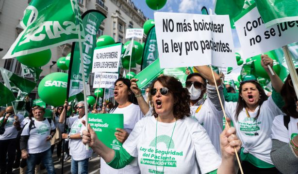 Las enfermeras alertan de los efectos de la falta de personal: "Se producen muertes evitables"