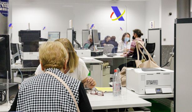 Renta 2023-2024: ¿Cómo afecta a la declaración cobrar una pensión del extranjero? (Europa Press)