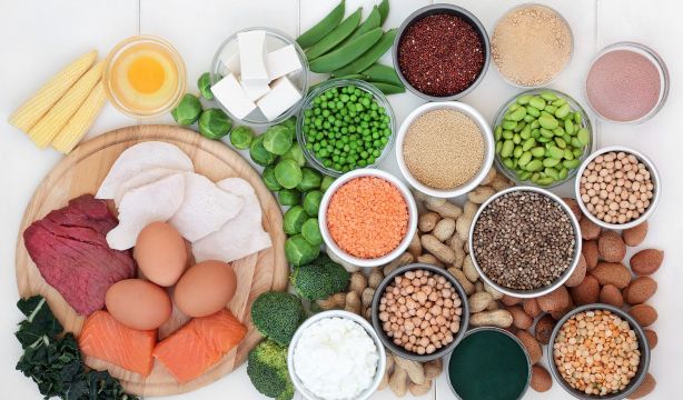 ¿Por qué comer demasiadas proteínas es malo para las arterias? (Big Stock)