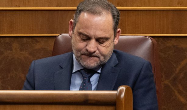 El PSOE da 24 horas a Ábalos para que renuncie a su acta de diputado
