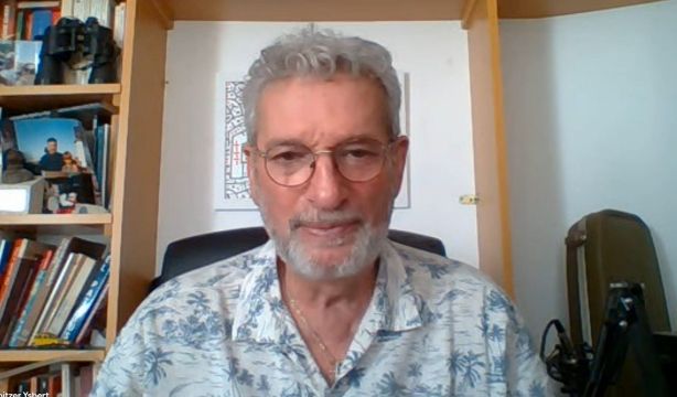 Carlos Ysbert, voz de Homer Simpson: "No somos dobladores, somos actores de doblaje"