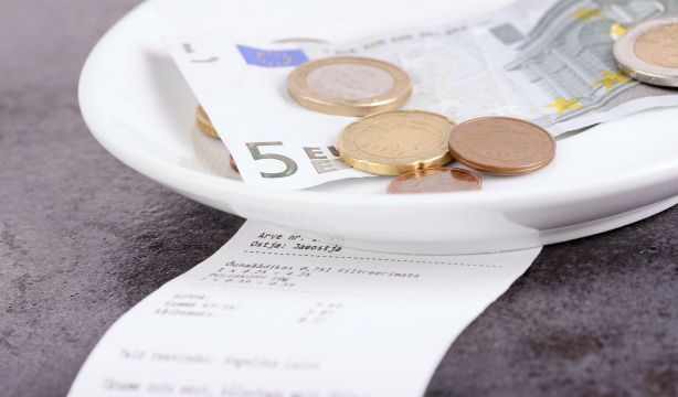 'Pan fake', el método que utilizan algunos restaurantes para cobrar de más a los clientes (Bigstock)