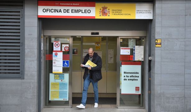 La cruz del paro sénior: los mayores de 45 pierden un 4% de contratos pese al acelerón de empleo