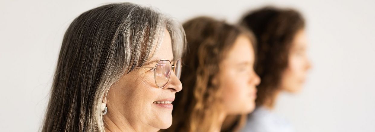 Artículo Fundación Adecco: "Talento en la sombra de la mujer sénior.  ¿Lo sacamos a la luz?"