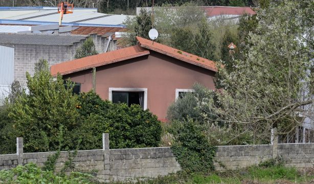Muere una mujer de 98 años y rescatan a otras cinco en un incendio en una vivienda de Bergondo