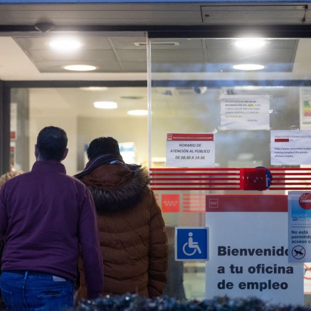 EuropaPress 5664688 varias personas entran oficina sepe mostoles enero 2024 mostoles madrid (1) EuropaPress 5664688 varias personas entran oficina sepe mostoles enero 2024 mostoles madrid (1)