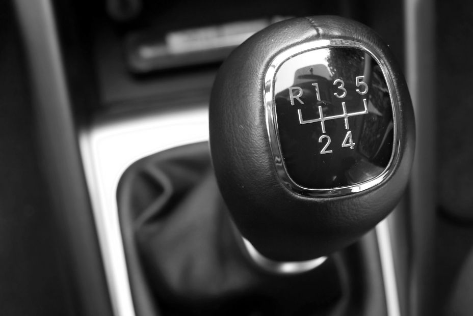 ¿Quieres reducir el consumo de combustible? Pon en marcha estas pautas de conducción eficiente (Bigstock) ¿Quieres reducir el consumo de combustible? Pon en marcha estas pautas de conducción eficiente (Bigstock)