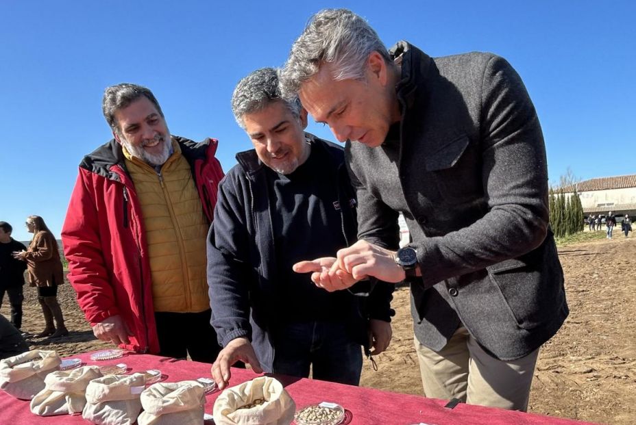 Carlos Novillo: “El IMIDRA mira al futuro de una agricultura adaptada a las nuevas condiciones”. Foto: Comunidad de Madrid