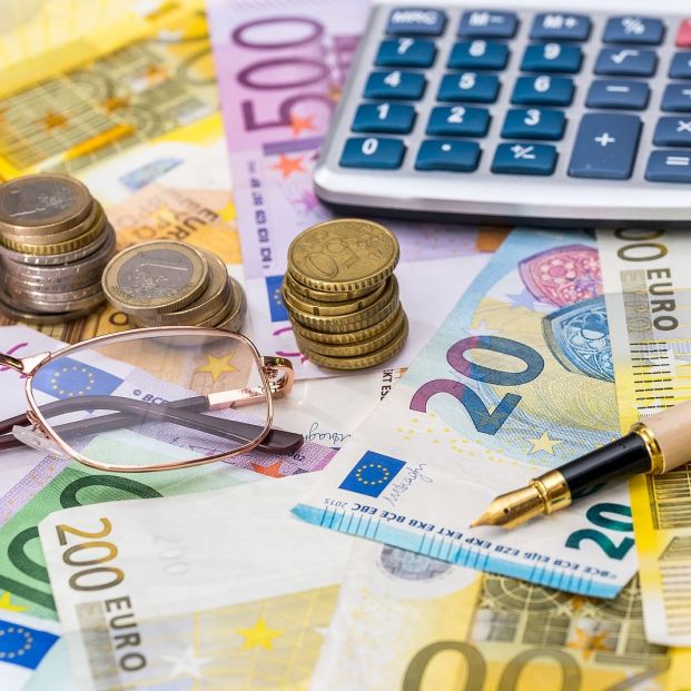 bigstock ahorro jubilacion calculos bigstock ahorro jubilacion calculos