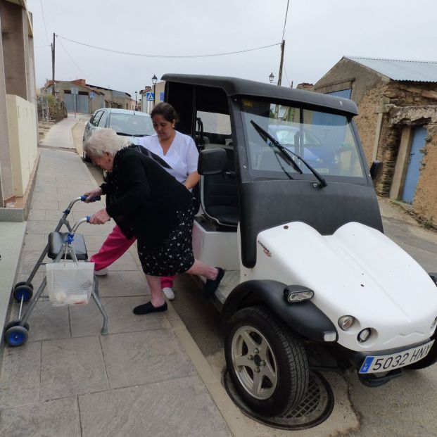 p1030525 1 621x621 p1030525 1 621x621