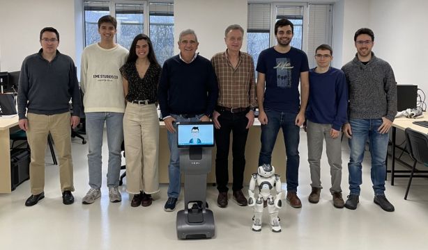 Investigadores desarrollan robots para facilitar la autonomía de las personas mayores en sus hogares (Foto: Universidad de Valladolid)