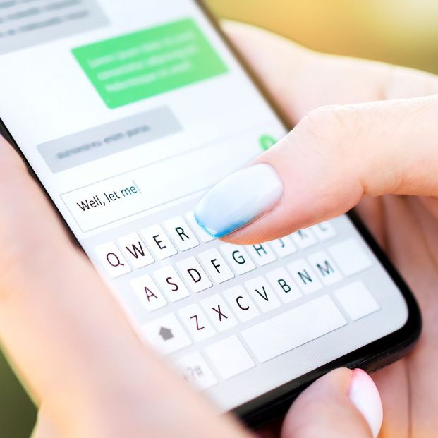 Alerta de la Policía: cuidado si te llega al móvil esta supuesta oferta de empleo