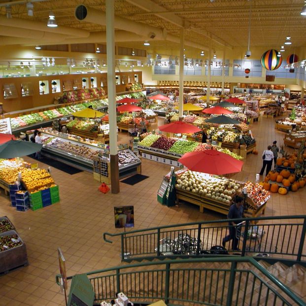 Estos son los horarios de cada supermercado para la Semana Santa de 2024 (Bigstock)