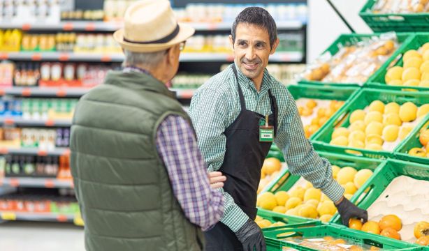 Estos son los horarios de cada supermercado en la Semana Santa de 2025