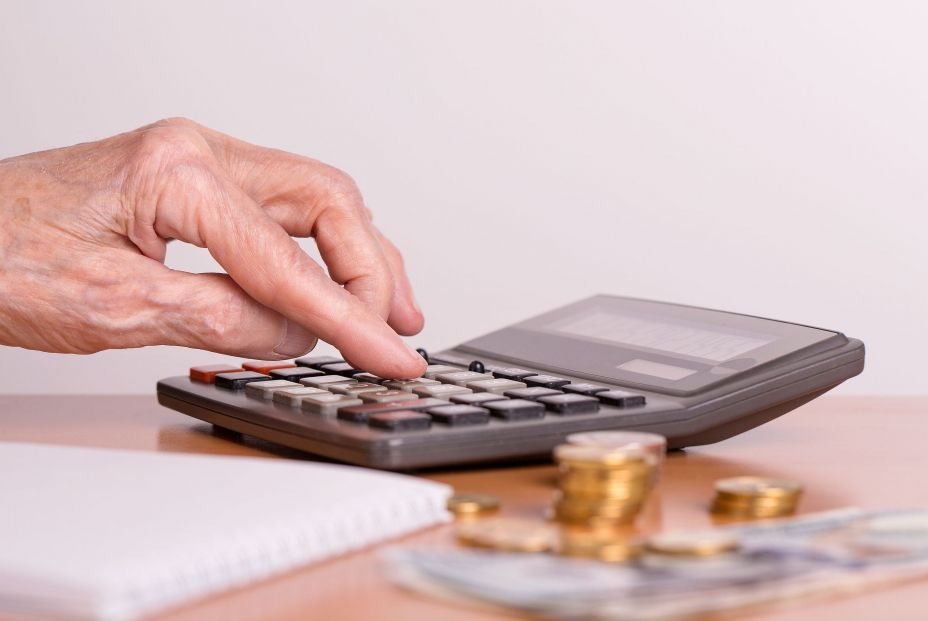 Renta 2023-2024: desde este miércoles ya se puede acceder a los datos fiscales (Bigstock)