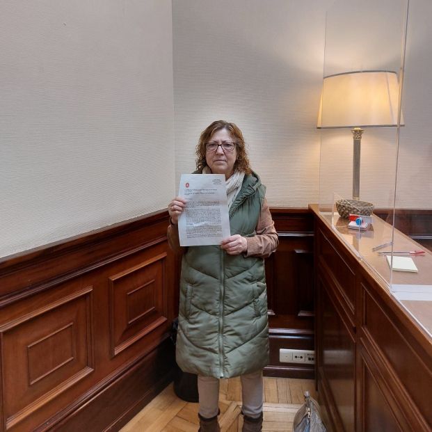 Lola Meno, asjubi40, carta en congreso diputados Lola Meno, asjubi40, carta en congreso diputados