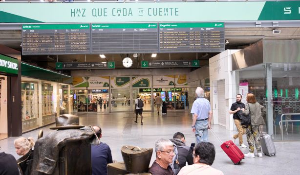 Viajes Imserso: Turismo Social se compromete a solucionar el problema en Atocha denunciado en 65YMÁS