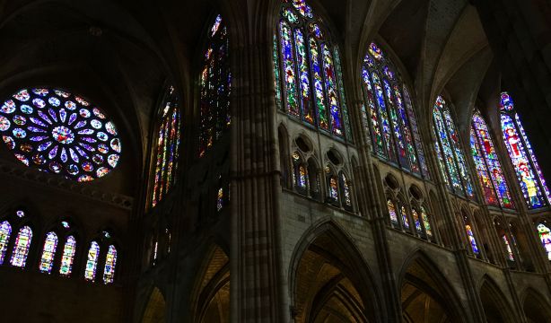 Cómo salir de la oscuridad hacia la luz
