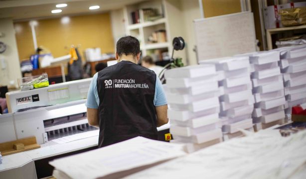 Fundación Mutua Madrileña deja otra vez de lado a los mayores: sin apenas apoyo en sus ayudas