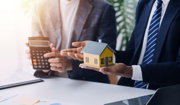 La hipoteca inversa moverá en España 2.500 millones al año en 2033, según una encuesta global