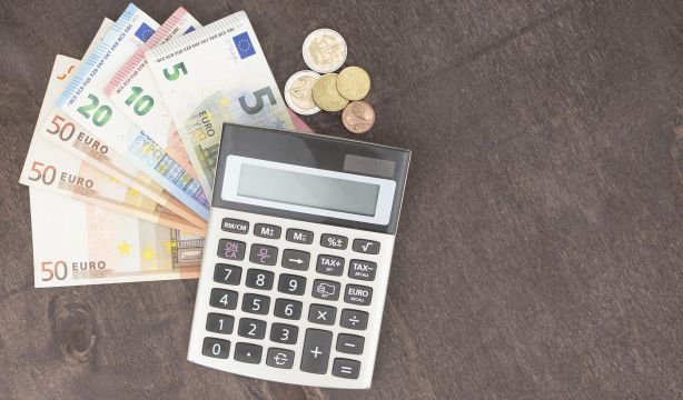 La renta disponible de los españoles aumentó un 1,5% en el primer trimestre