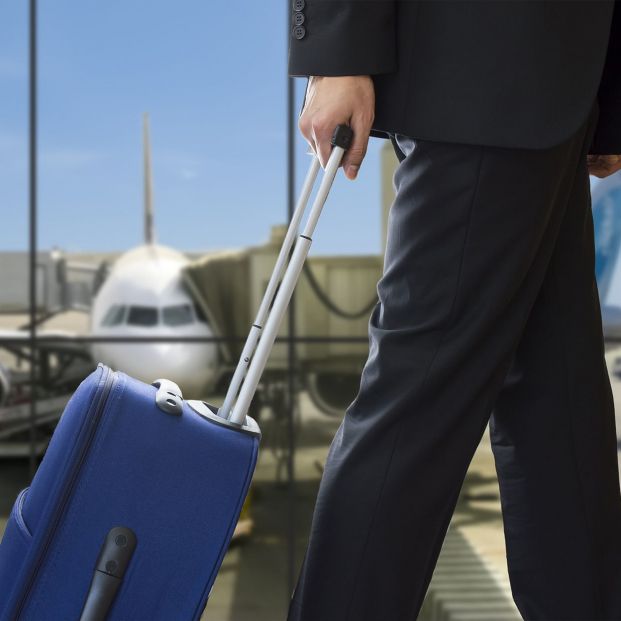 El 'truco de la bolsa' para no tener que pagar por tu equipaje cuando viajas en avión