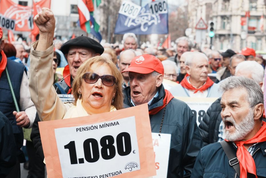 reivindicacion pagas mínimas 1080 euros mes