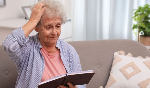 Un estudio confirma que la fragilidad física contribuye al desarrollo de la demencia