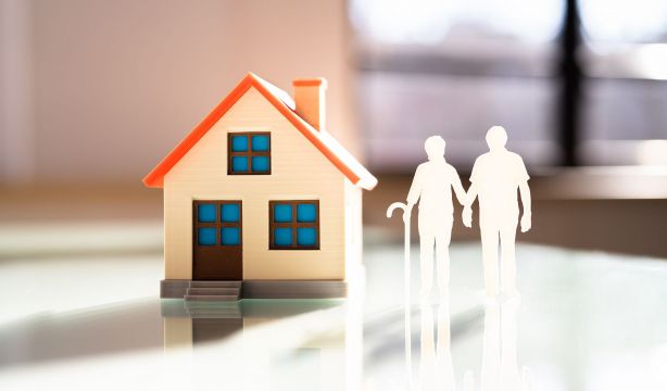 Precios de las residencias de mayores en 2024: ¿cuánto cuestan en Aragón?